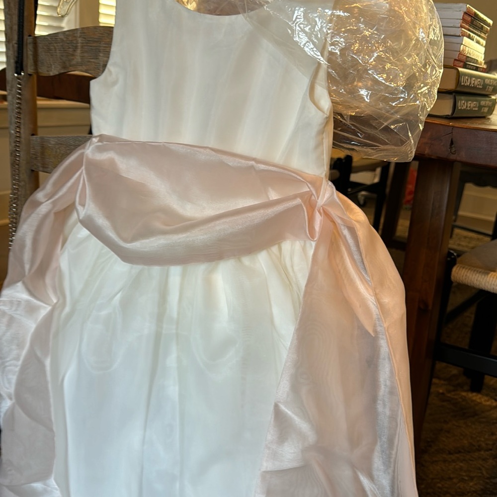Gorgeous LIKE NEW! Girls dress with two Sashes!